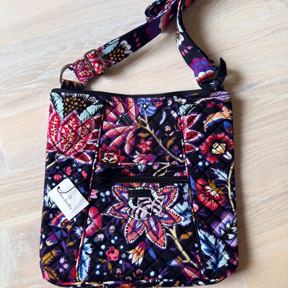 Vera Bradley Handbags - Vera Bradley Zip Top Hipster Crossbody – Foxwood
